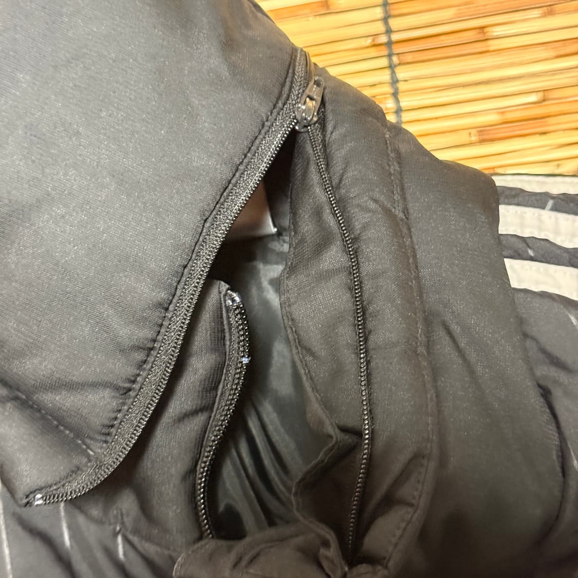 아디다스 3스트립 티로 롱패딩 XL 상품이미지5