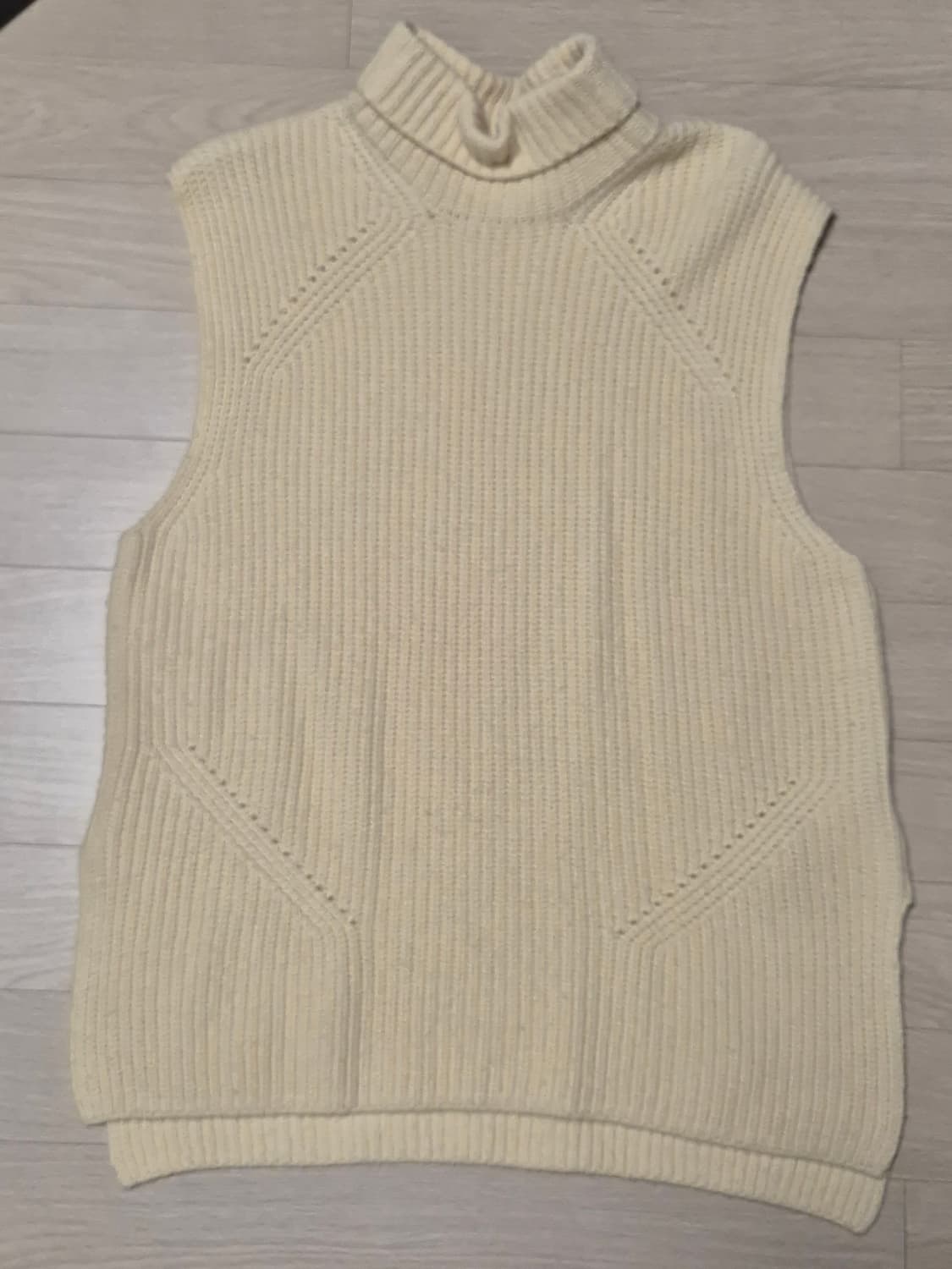 솔리드옴므 울스웨터 상품이미지1