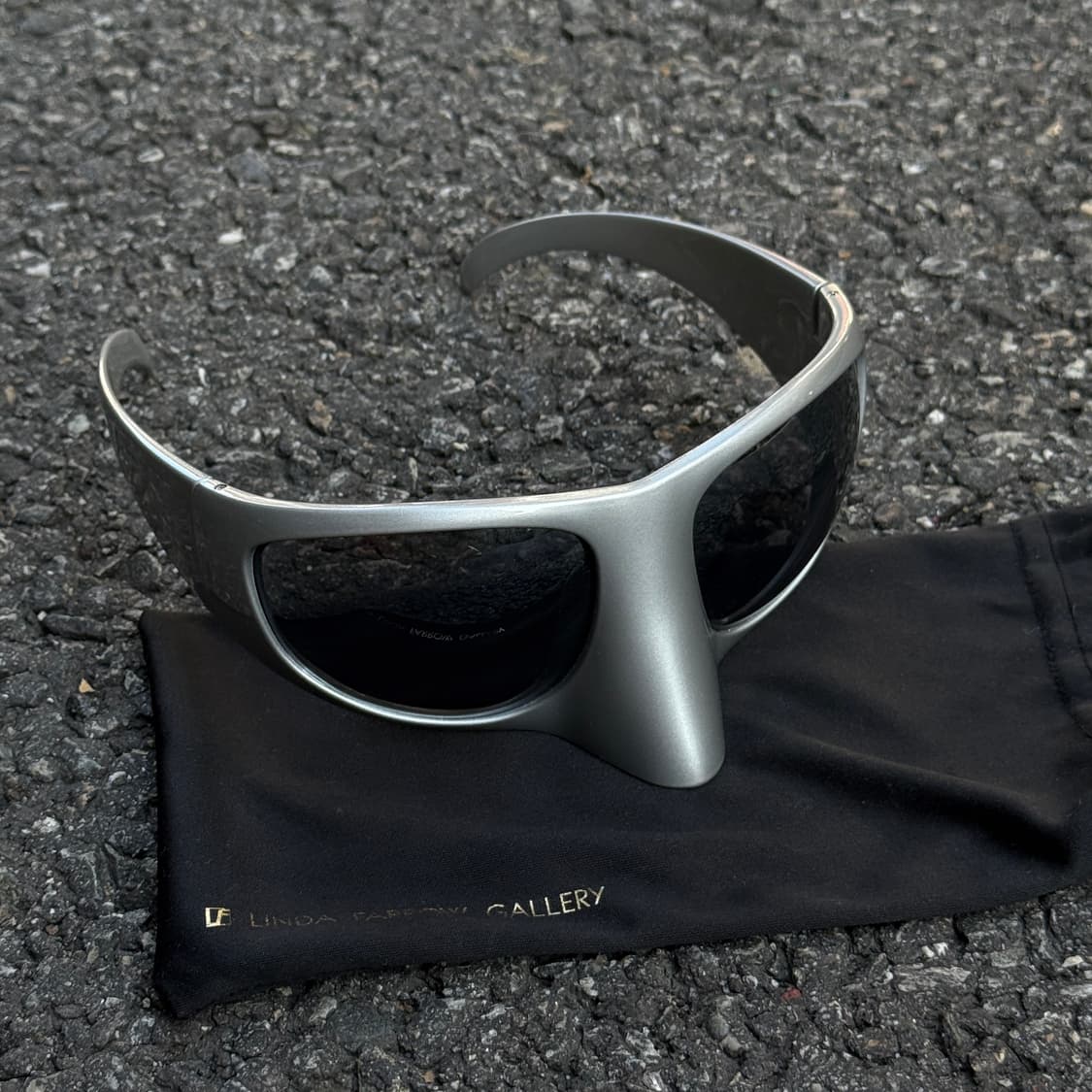 Bernhard willhelm x linda farrow  상품이미지2