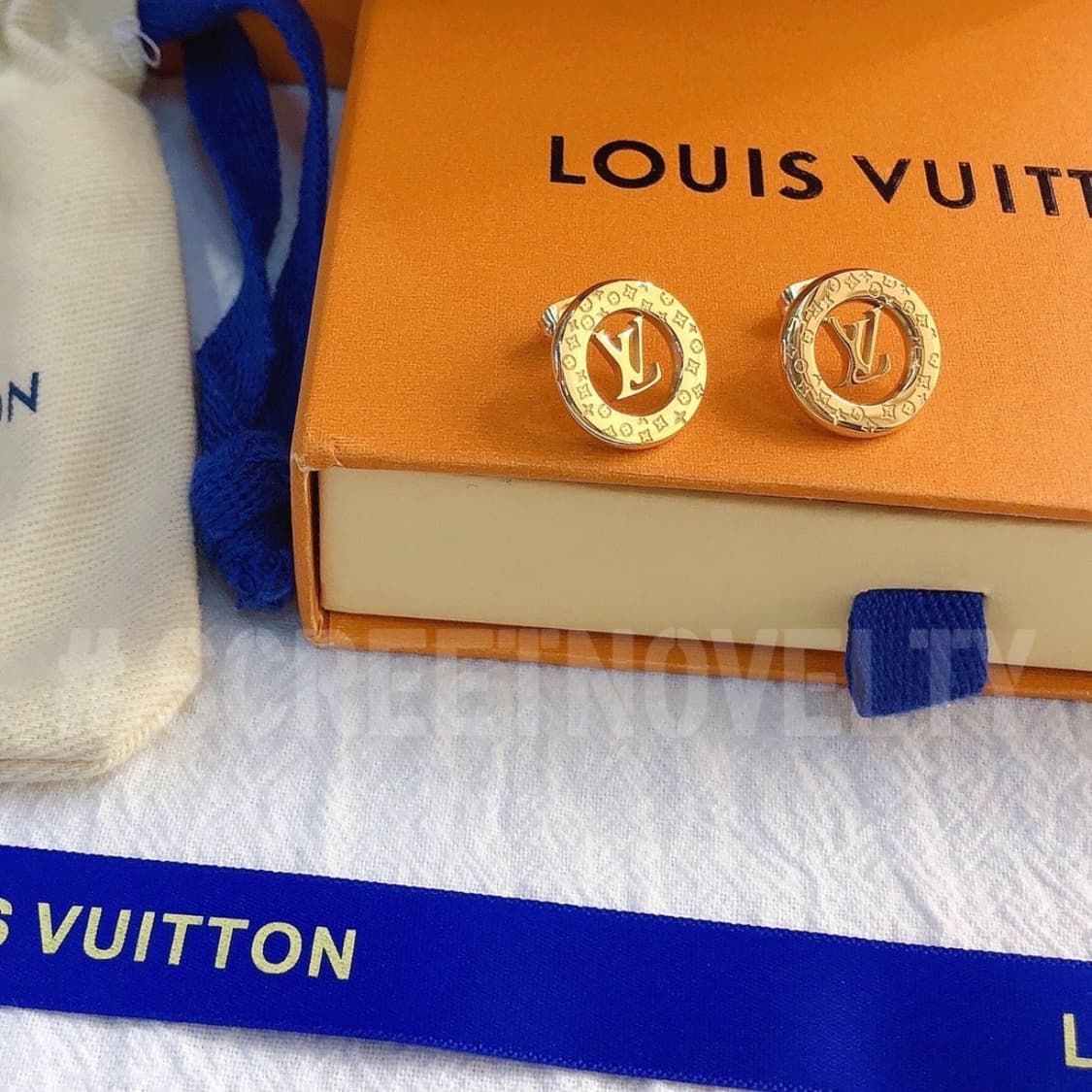 루이비통 클래식 스텔라 이어링 풀박스 상품이미지8