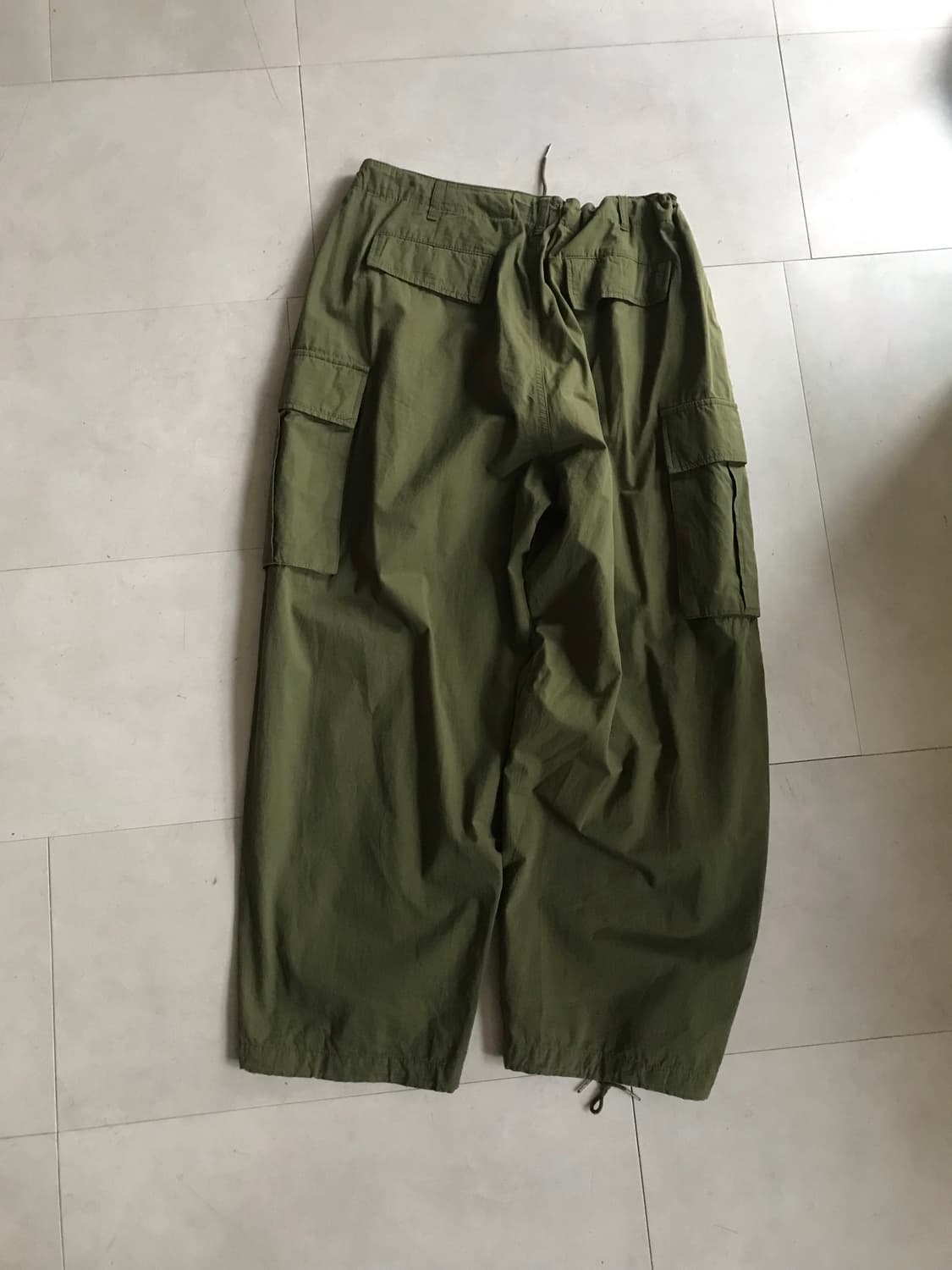 와이드벌룬핏 카키 카고팬츠 상품이미지6