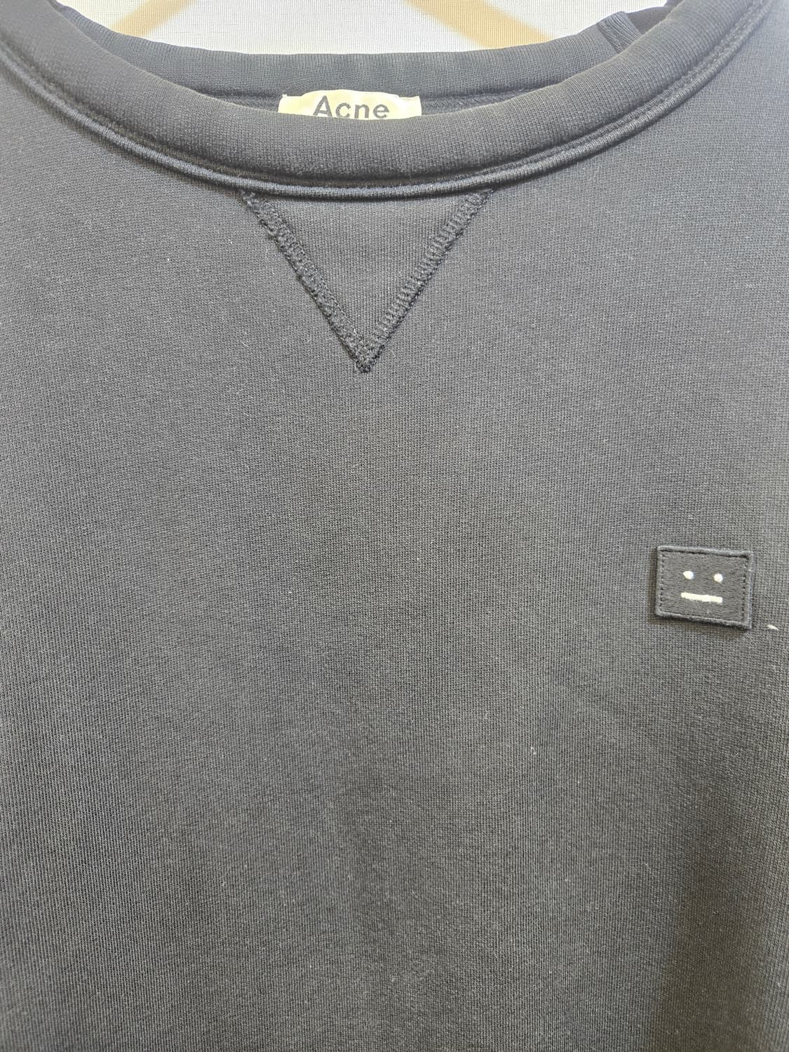 아크네스튜디오 핀트페이스 오버핏 맨투맨 상품이미지4