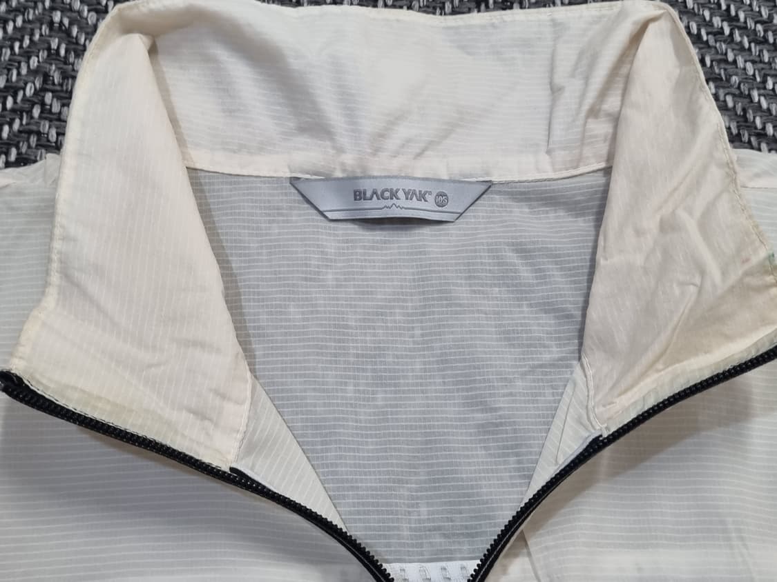 BLACKYAK — 초경량 윈드자켓 상품이미지3