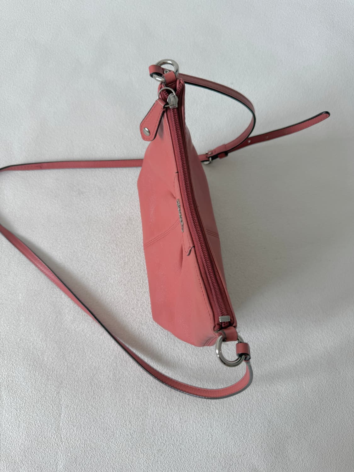 코치(COACH) 레더 크로스백 상품이미지8