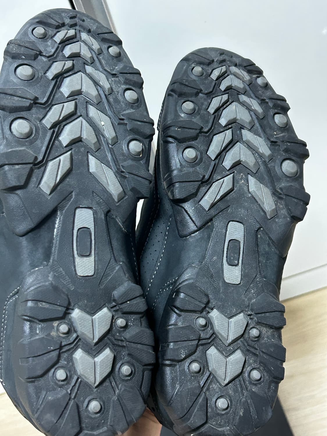 오클리 트레킹 스니커즈 (270) 상품이미지7