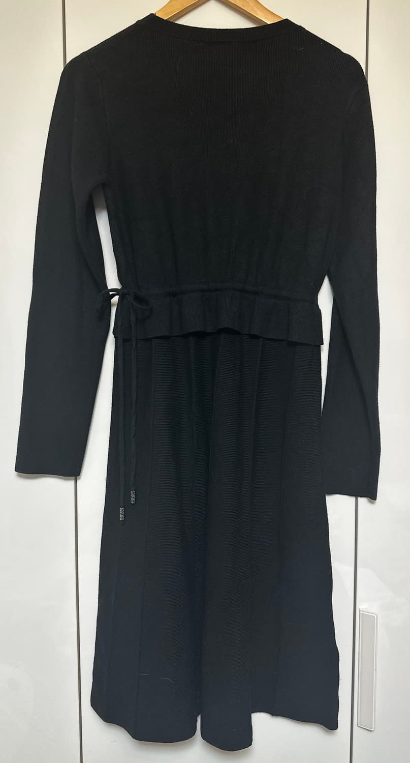 INVEST 블랙 플라워큐빅 장식 니트 원피스 상품이미지5