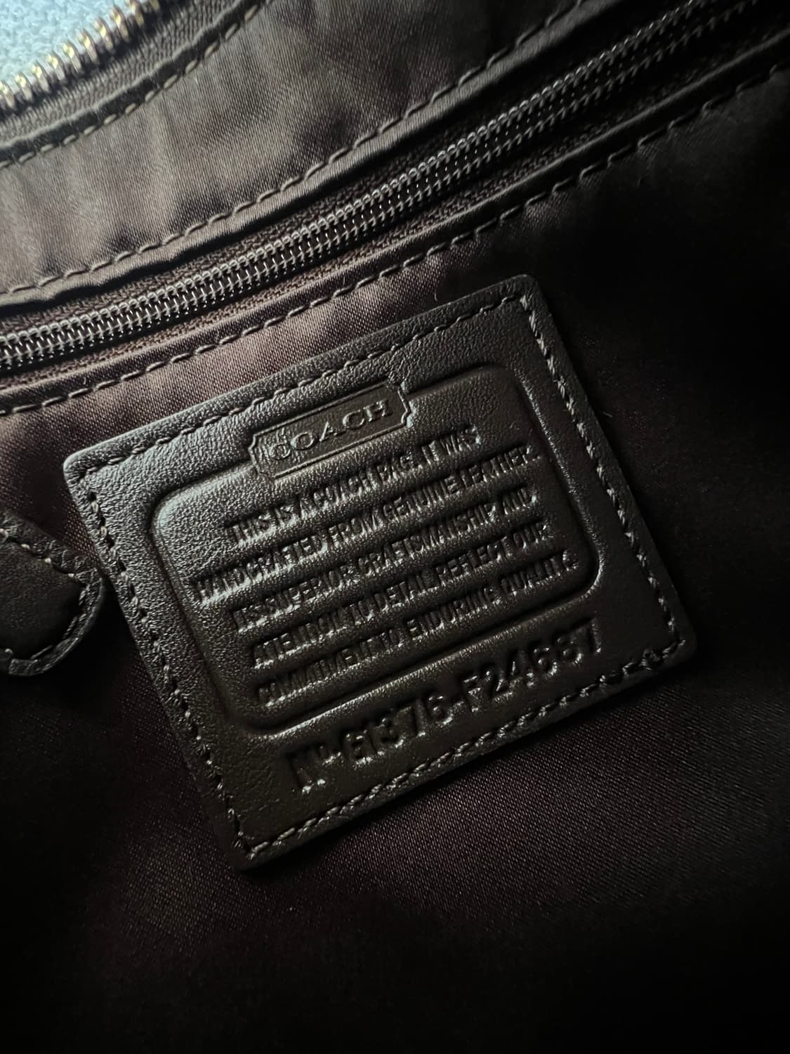 코치 브라운 레더 숄더백 상품이미지7