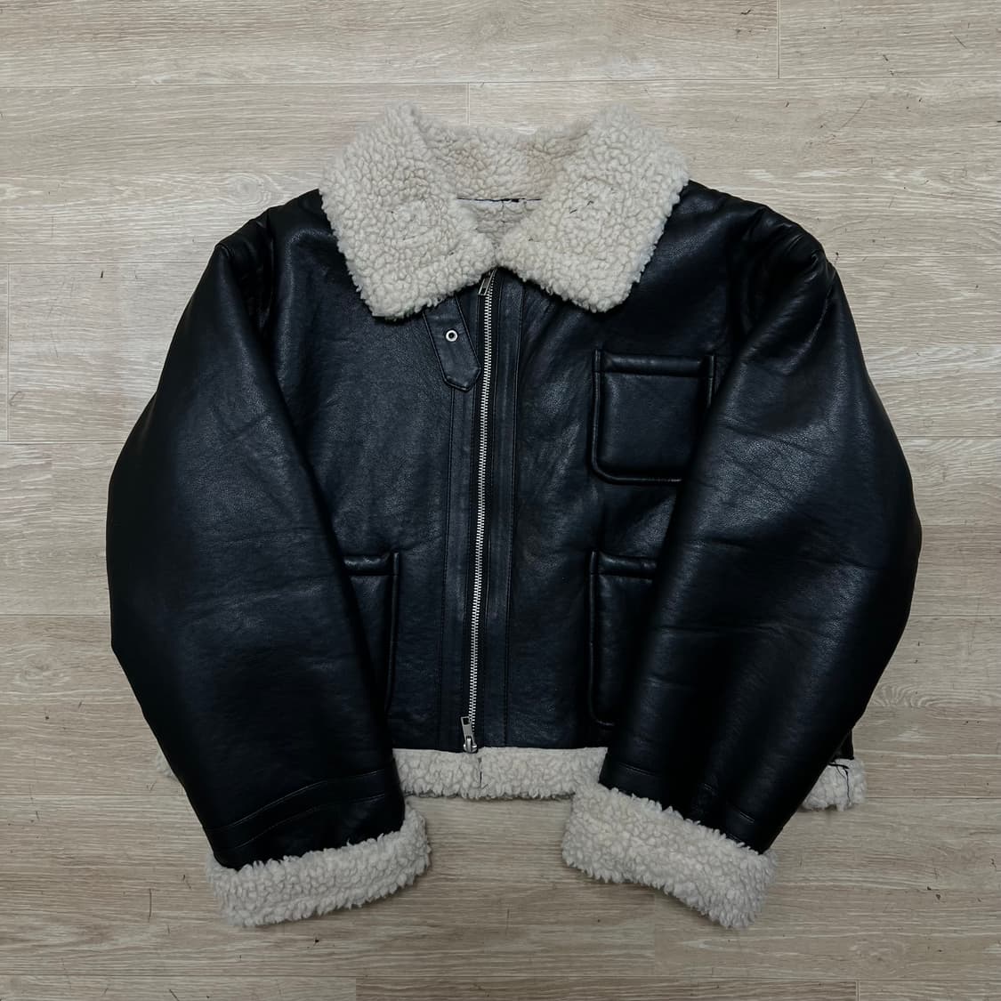 여성 레더 가죽 시어링 크롭 무스탕 자켓 [블랙] FREE 상품이미지1