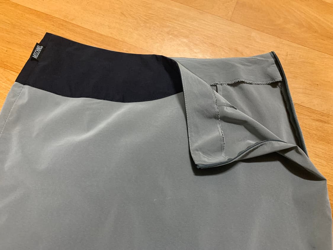 모스키노 by JEANS 미디스커트(나일론)ITA-42 사이즈 상품이미지2