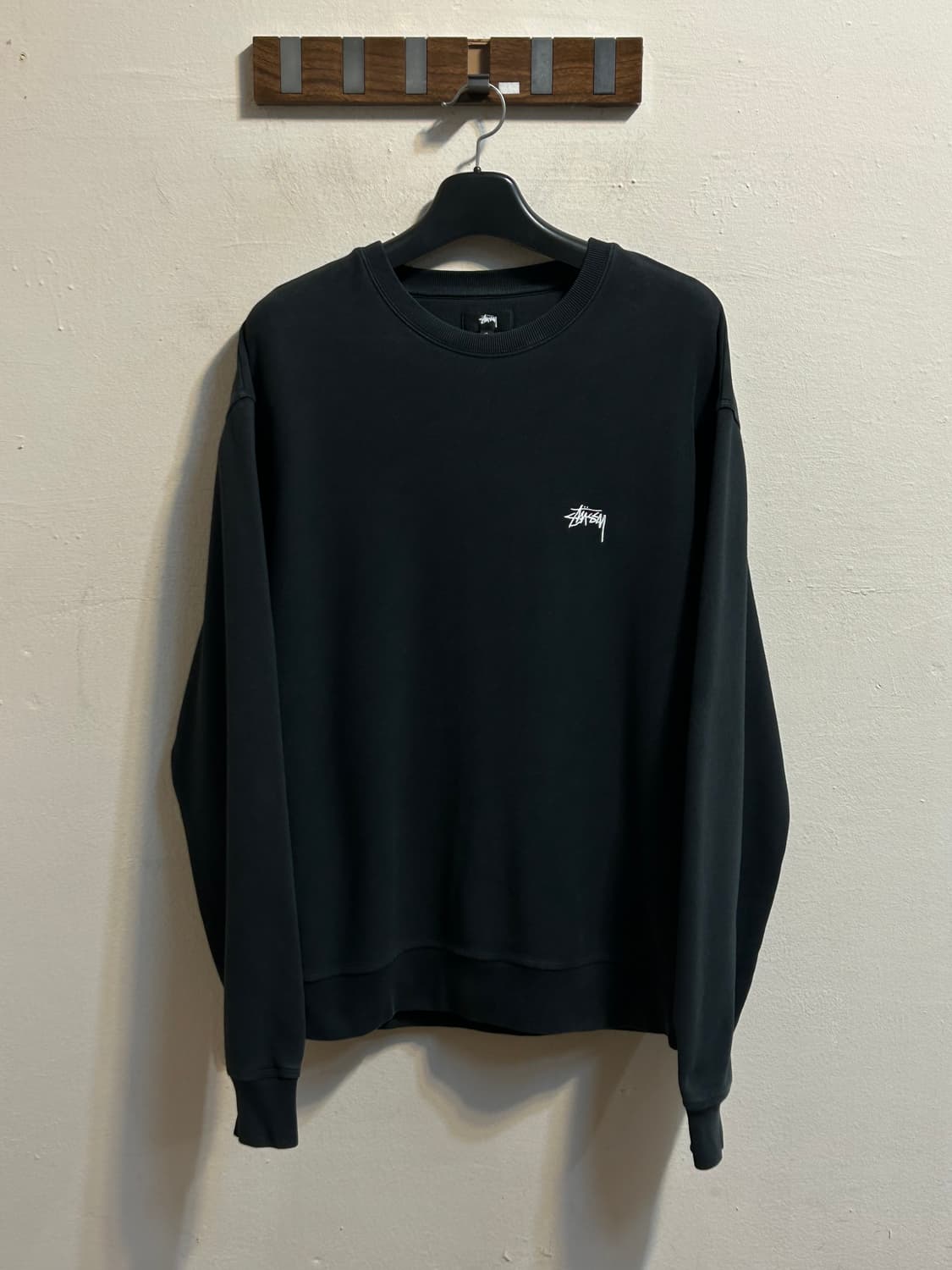 스투시 스몰 로고 스웻셔츠 상품이미지1
