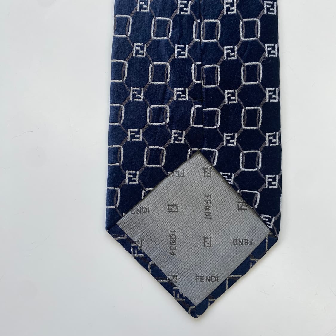 펜디 (FENDI) 모노그램 명품 정품 넥타이 상품이미지7