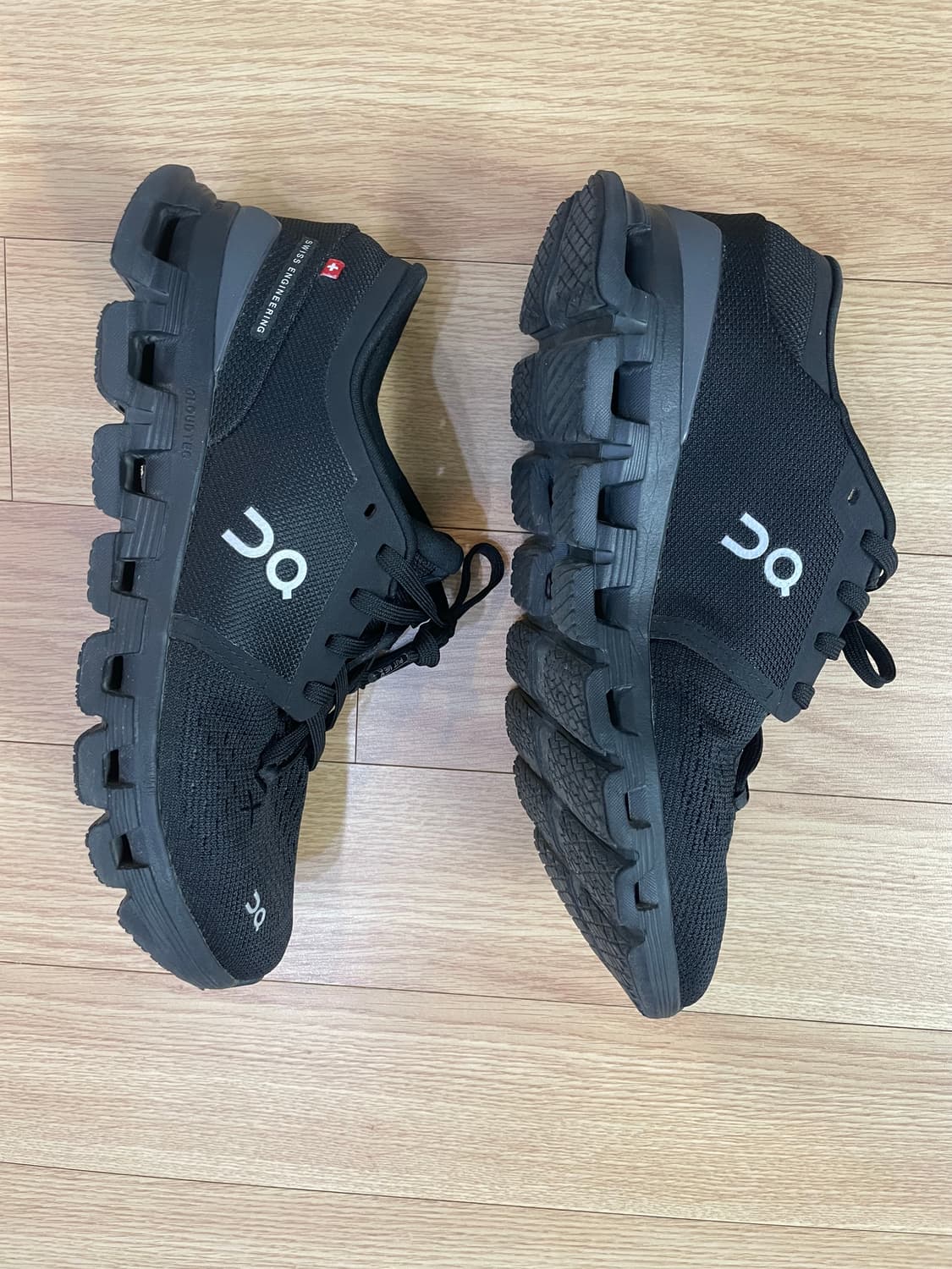 온 러닝 클라우드 X 4 글레이셔 블랙 이클립스 245 상품이미지3