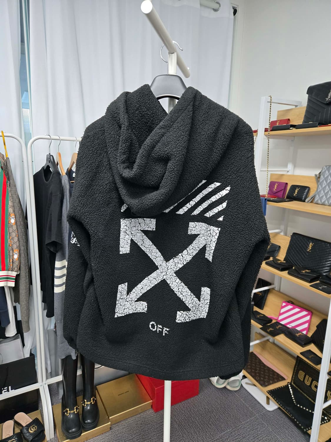 [정품] 오프화이트 후드티셔츠 상품이미지1