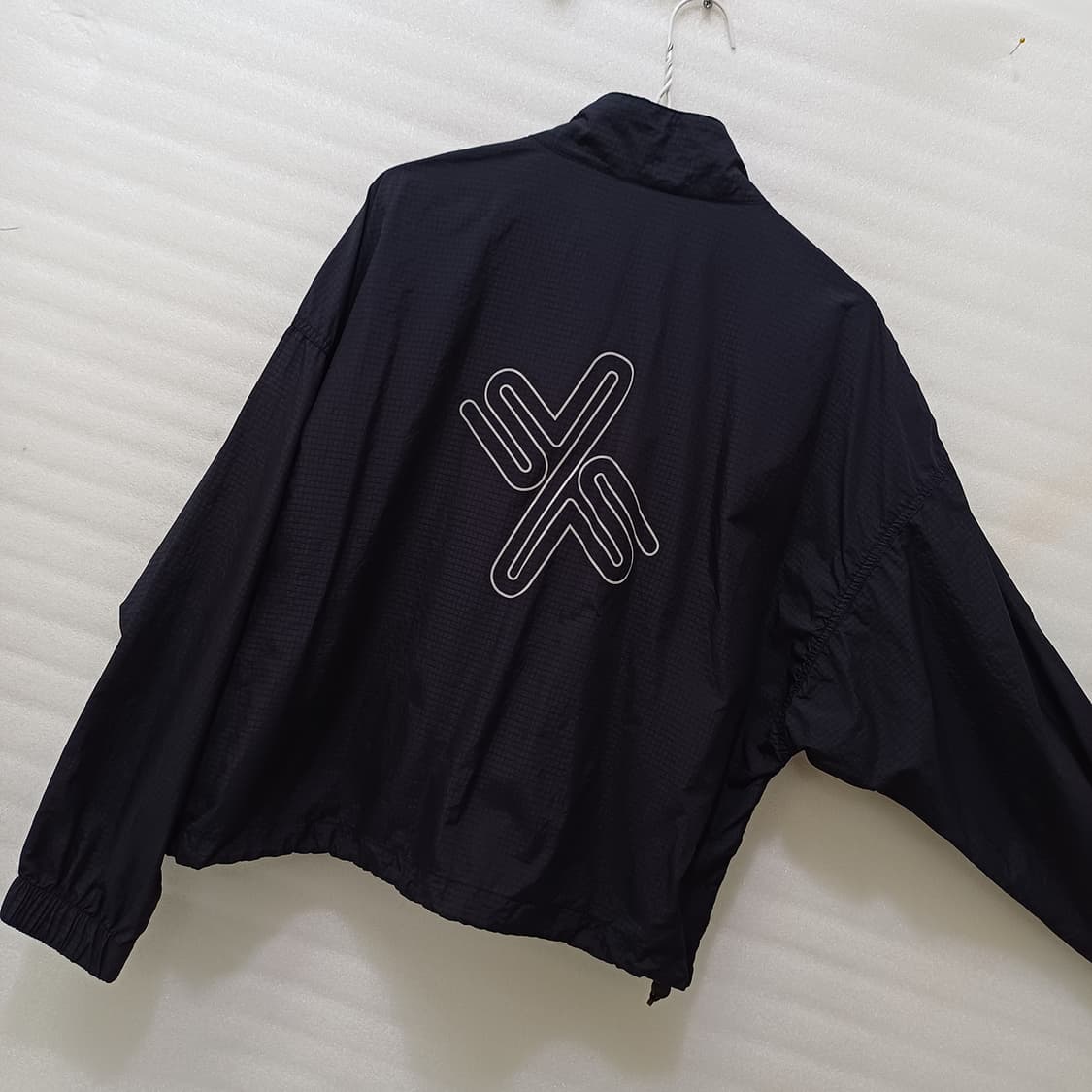 젝시믹스 스포츠 경량 크롭 숏 바람막이 점퍼 자켓  여성 M L 사랑봉봉 상품이미지4