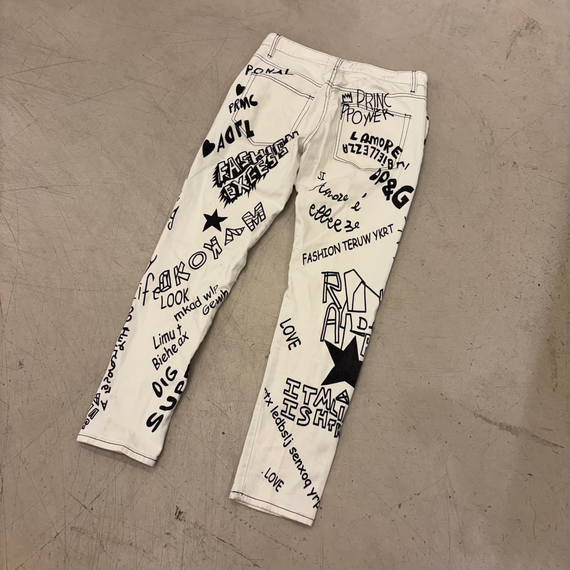 돌체앤가바나 그래피티 화이트 데님 팬츠 상품이미지3