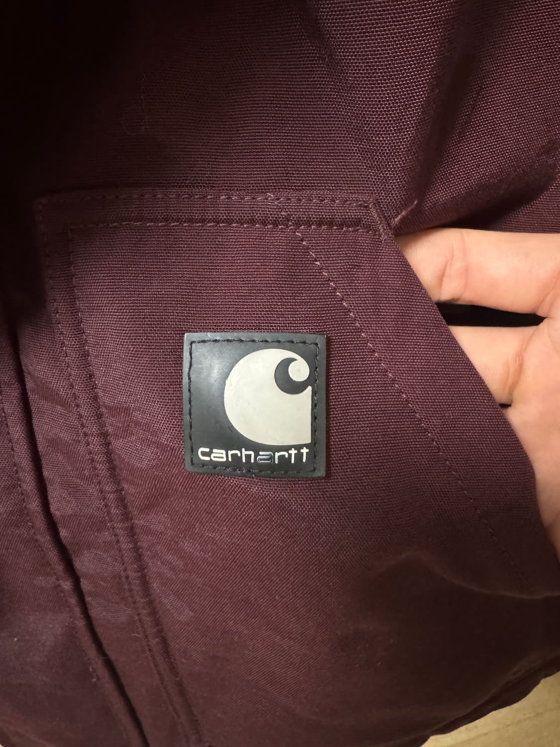 칼하트 패딩조끼 M사이즈 판매합니다  상품이미지3