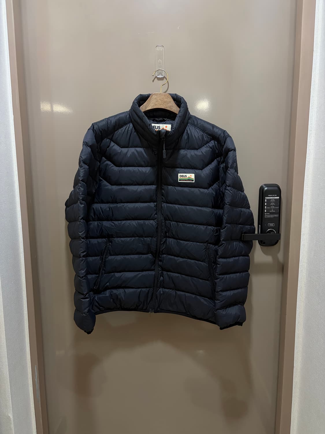 [XL] 데우스 경량패딩 상품이미지1