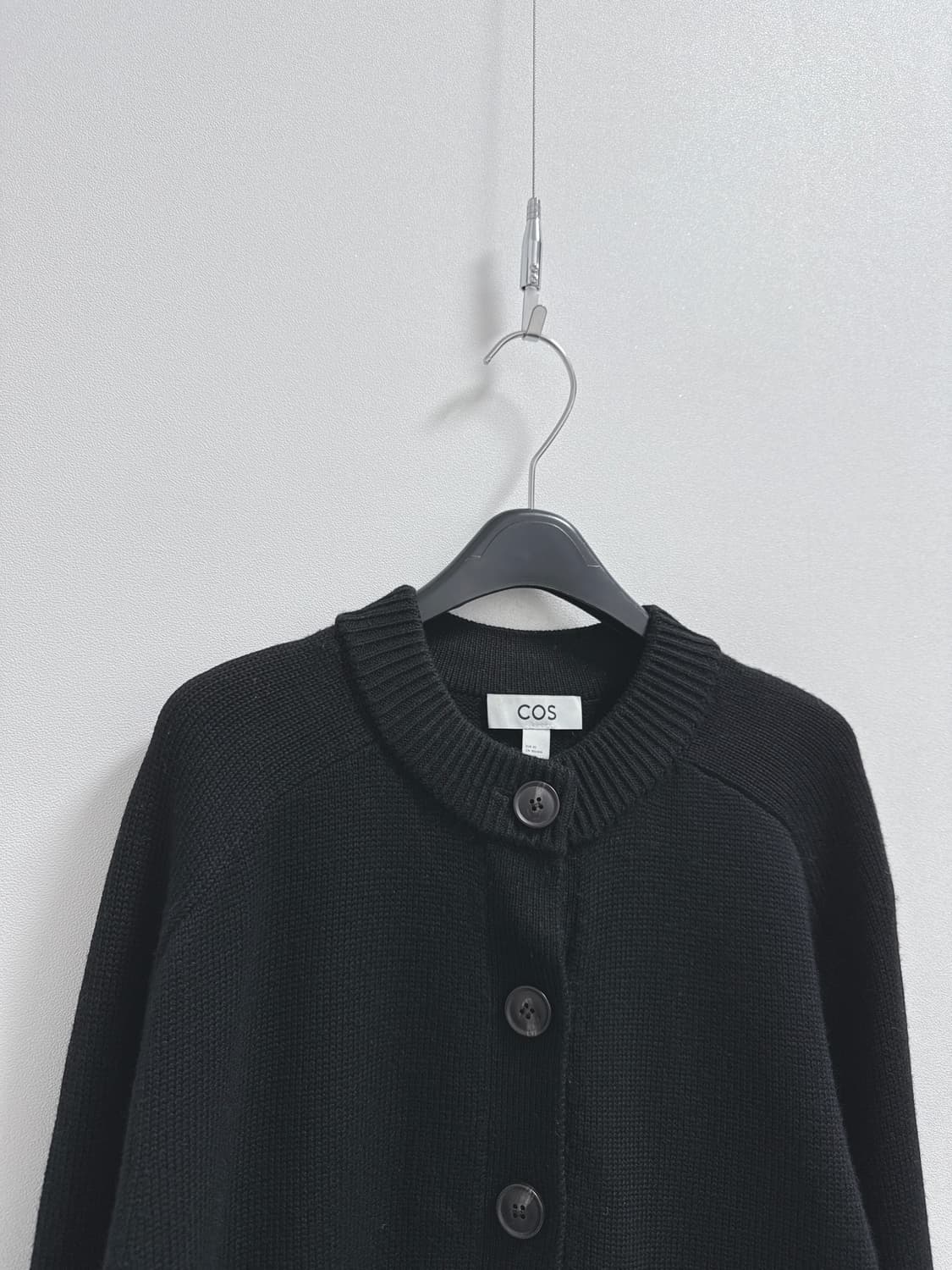 코스 크루넥 울 가디건 블랙 상품이미지5
