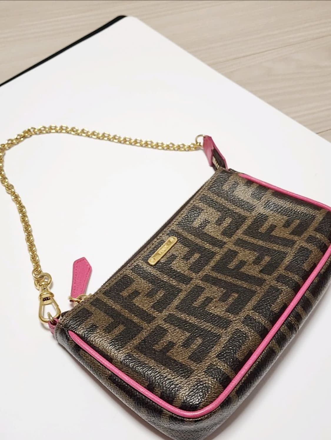 정품 펜디 FF 로고 바게트 미니 숄더백  상품이미지3