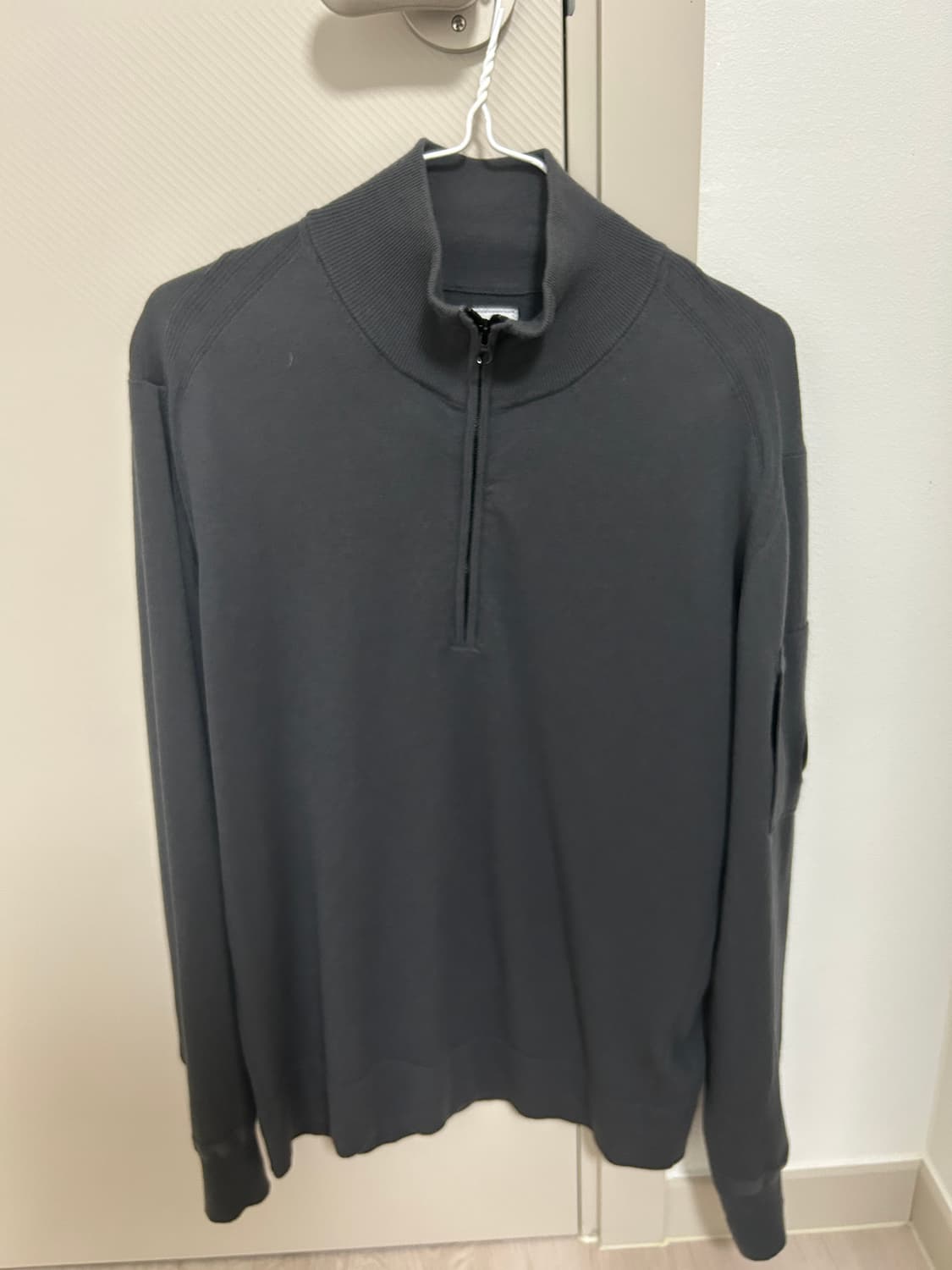 Cp 컴퍼니 반집업 니트 50 (L사이즈) 상품이미지1