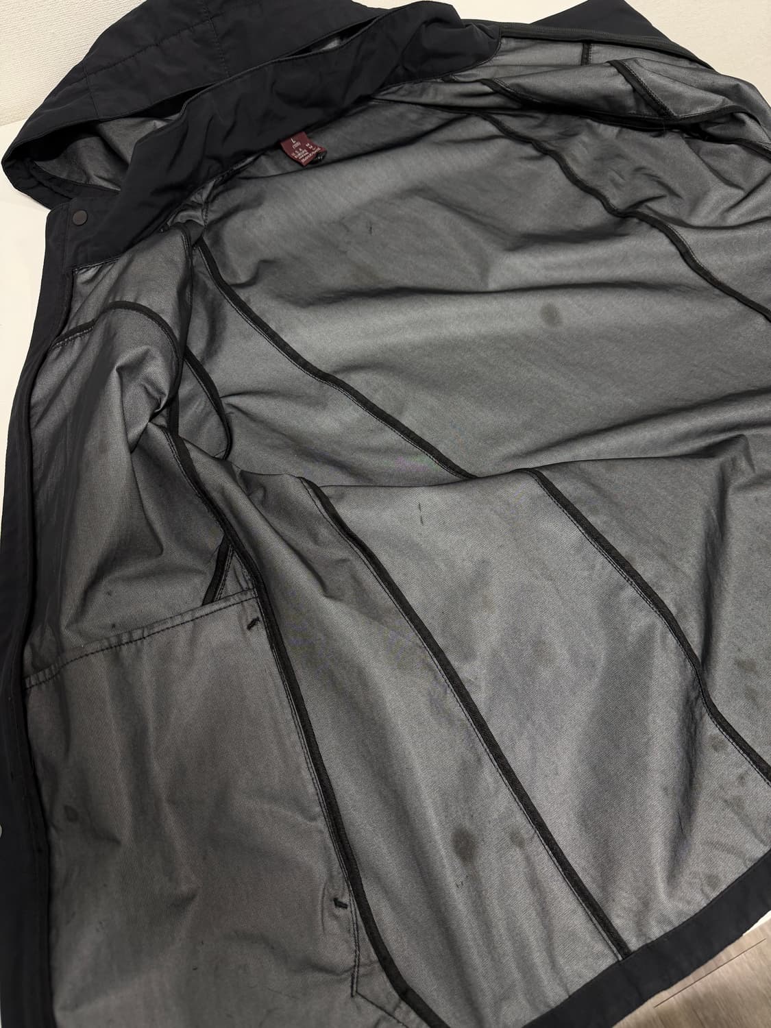 몽벨 윈드스토퍼 바람막이 (woman L) 상품이미지4