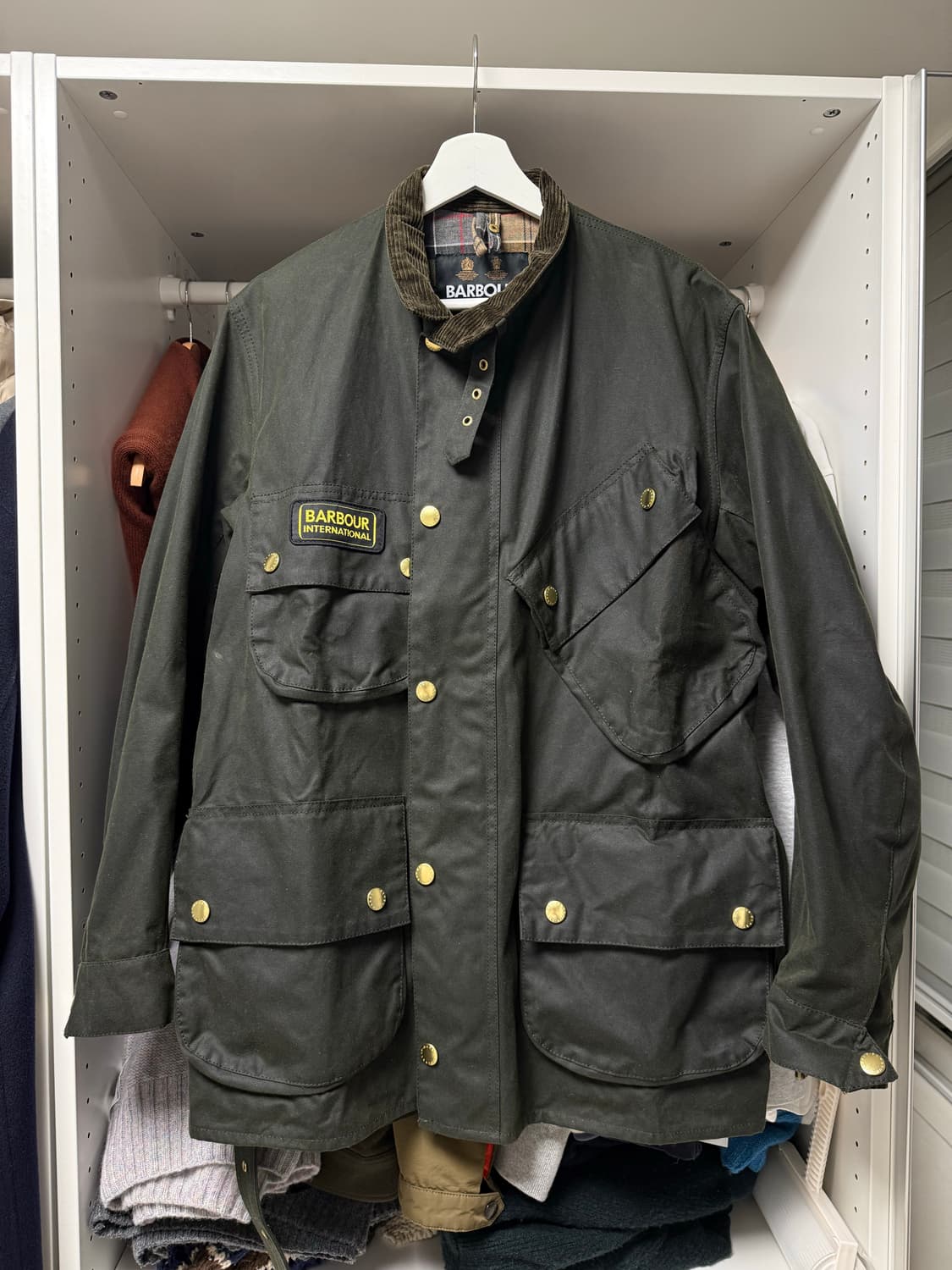 바버 인터내셔널 A7 왁스 자켓 (1시간 착용 / 40사이즈) 상품이미지1