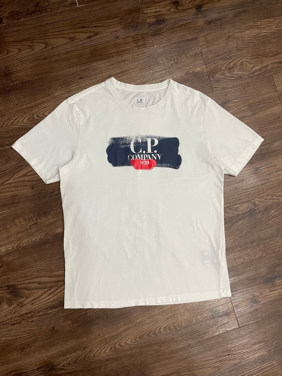 CP컴퍼니 20SS 브러쉬 로고 반팔 티셔츠 상품이미지1