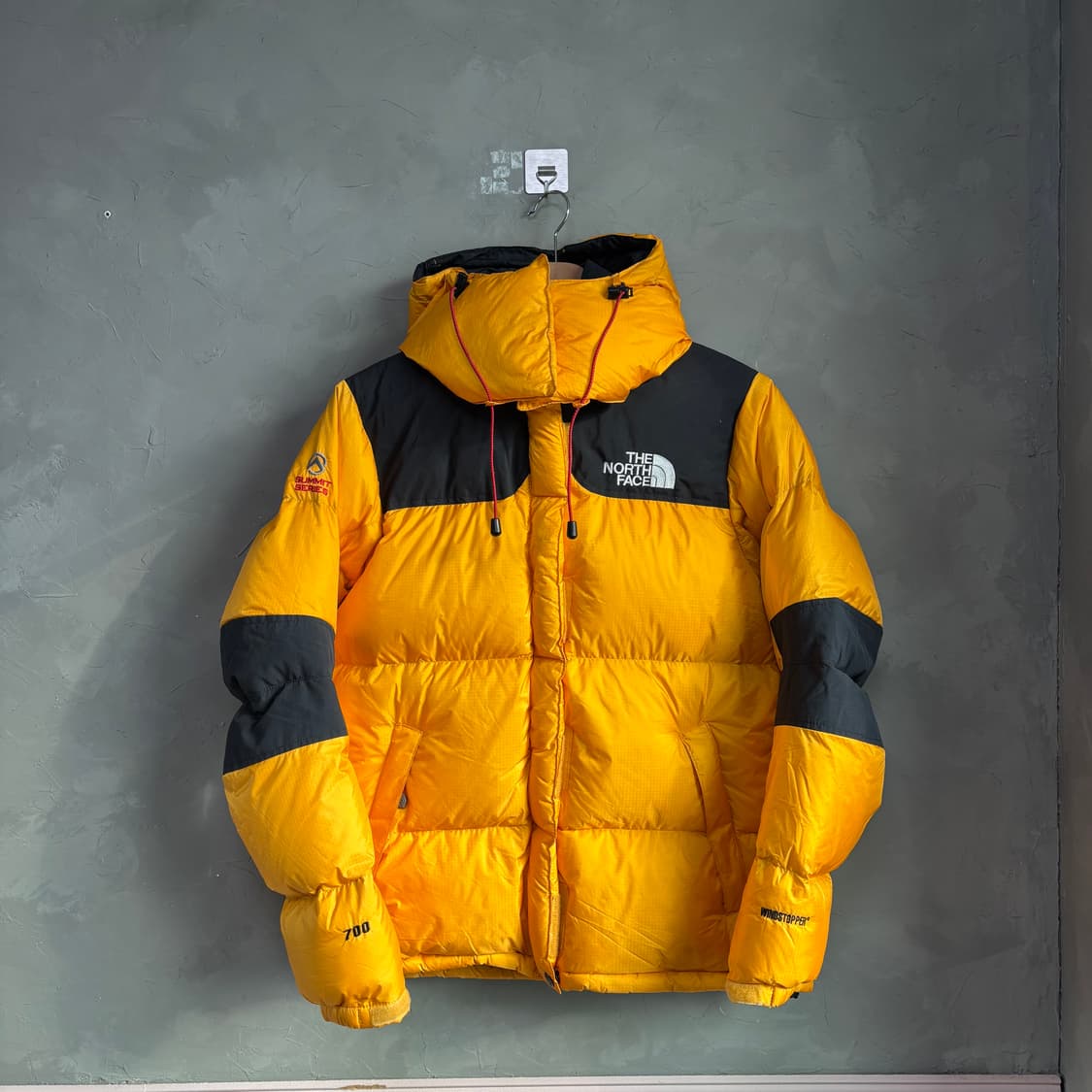 노스페이스 700 써밋 윈드스토퍼 구스다운 패딩 상품이미지1