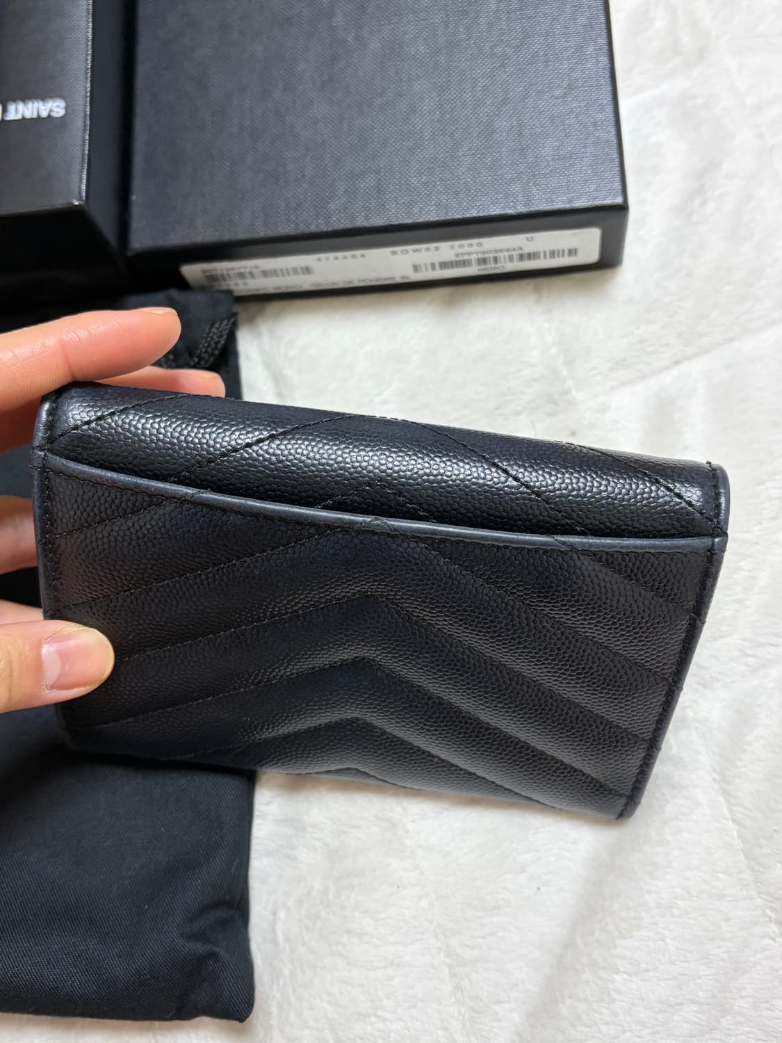입생로랑 은장 지갑 상품이미지5