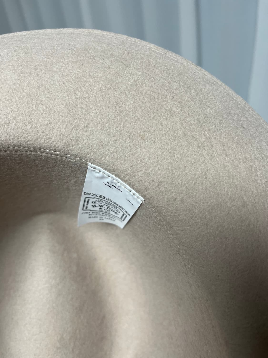 the h.w dog 페도라 아이보리 42 판매합니다 상품이미지4