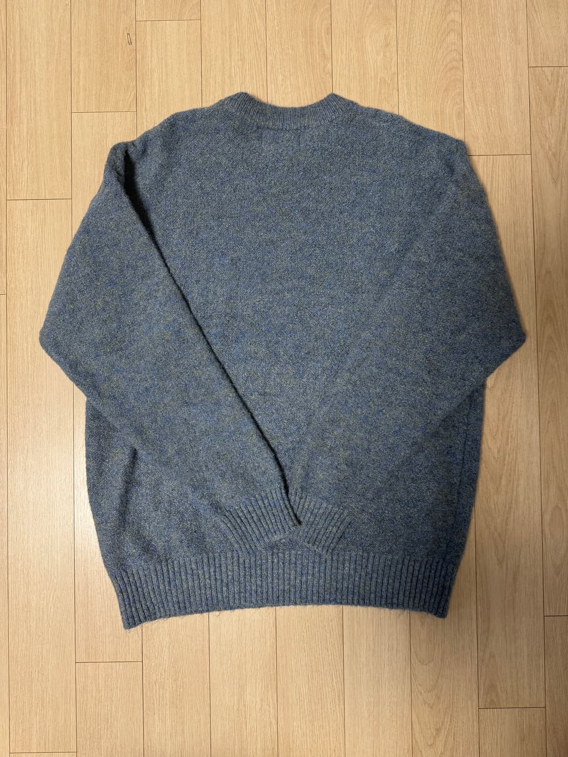 굿라이프웍스 마일드 보카시 크루넥 스웨터 오버핏 니트 블루 상품이미지2