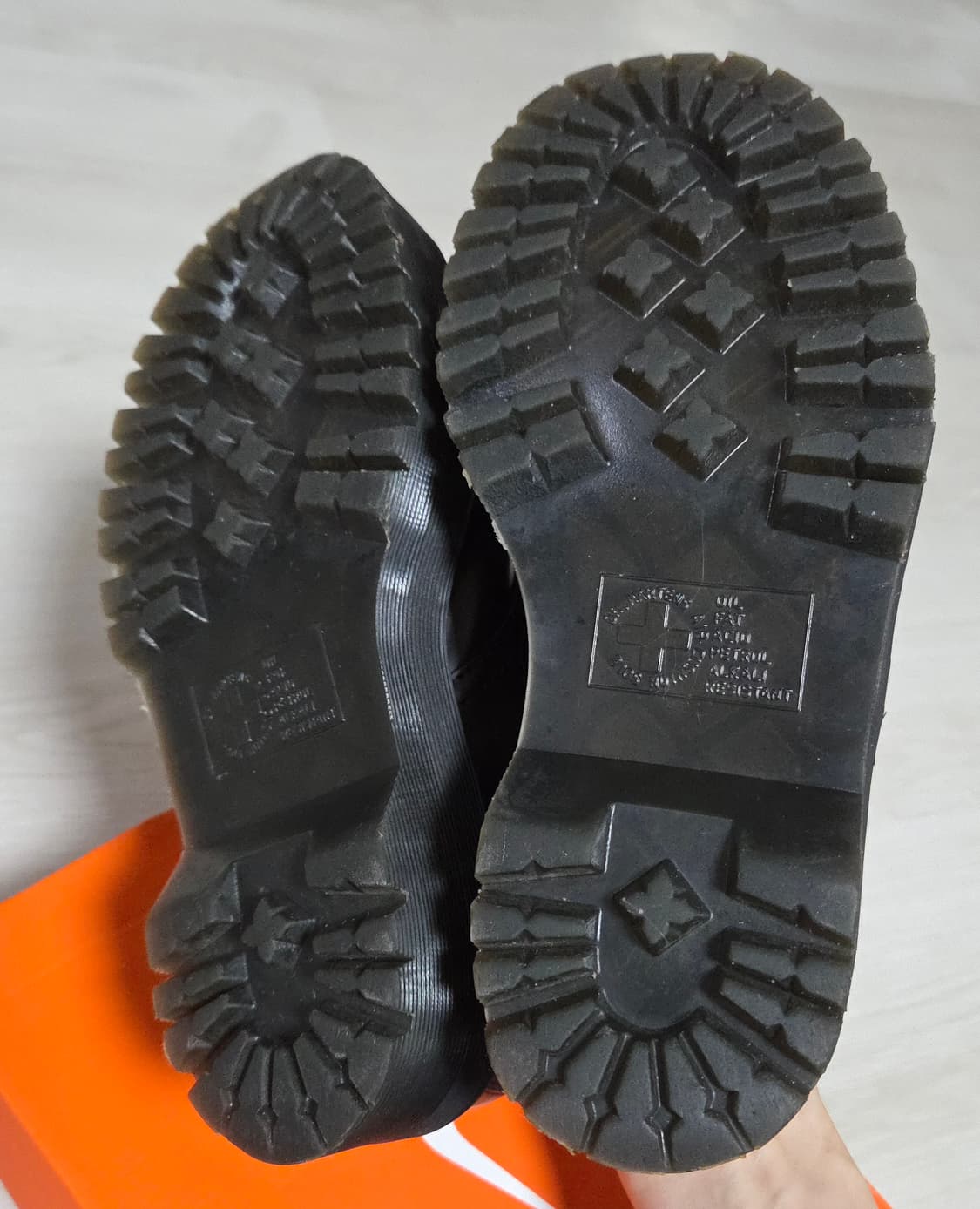 닥터마틴 1461 쿼드 버건디 상품이미지8