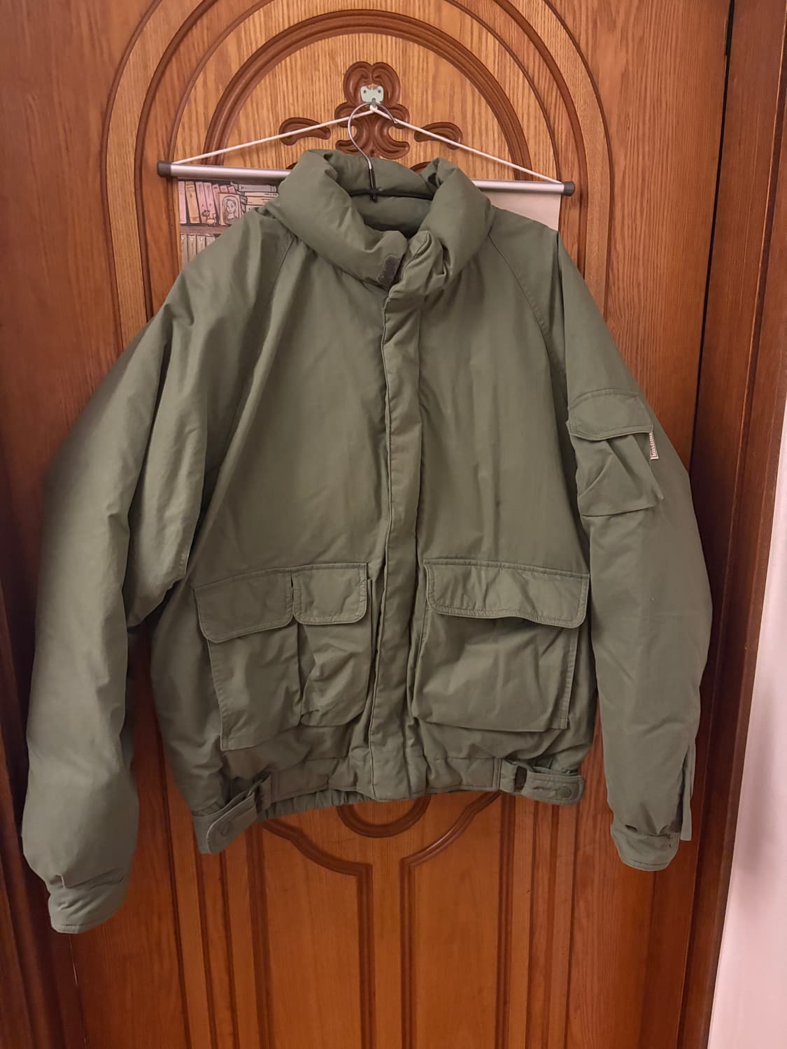 [thisisneverthat] FW24 멀티 포켓 다운 자켓 L 상품이미지3