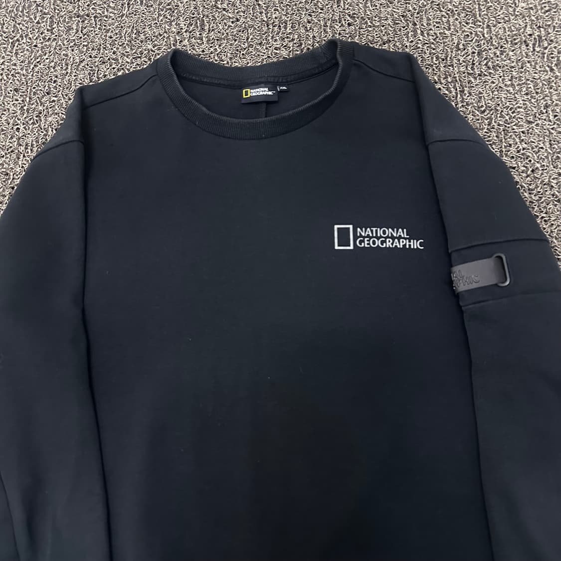 내셔널지오그래픽 맨투맨 블랙 2XL 상품이미지2