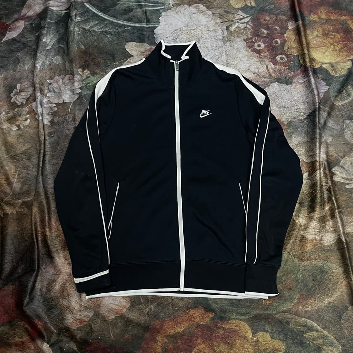 나이키 빈티지 스몰로고 블랙 화이트져지 100 상품이미지1