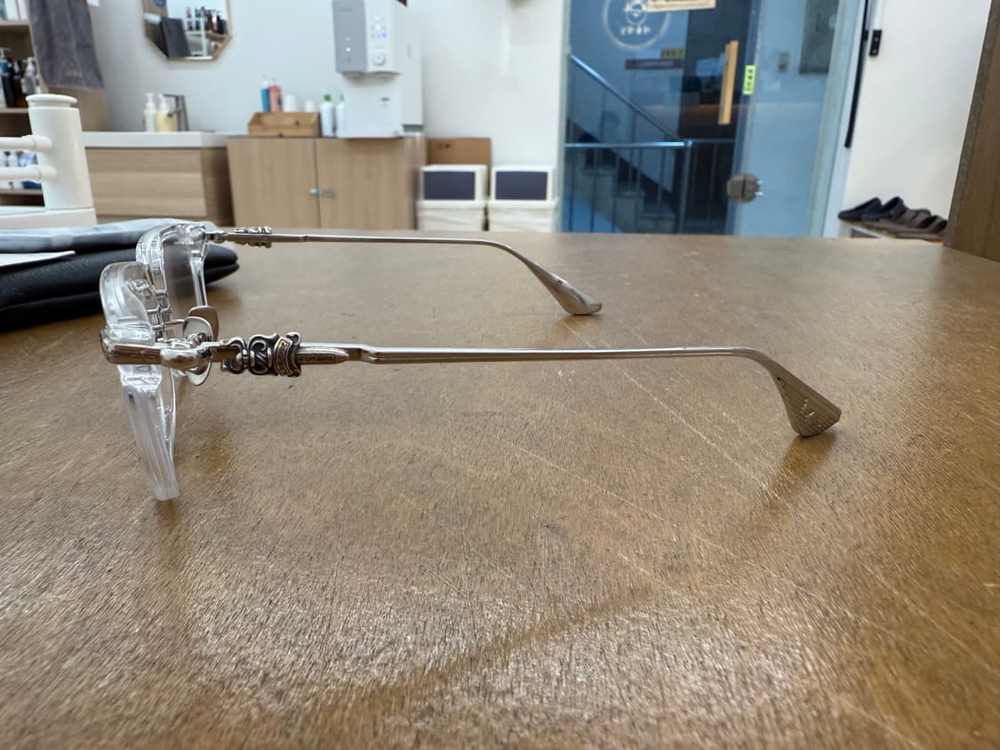 크롬하츠 신상 안경 snat 클리어 색상 팝니다. 보증서 영수증 풀포함 상품이미지5