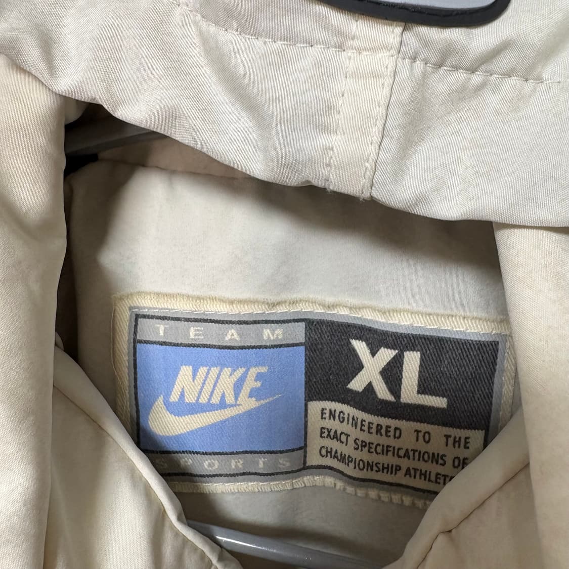 나이키 올드스쿨 트랙로고 바람막이 (아이보리&블랙) 상품이미지7