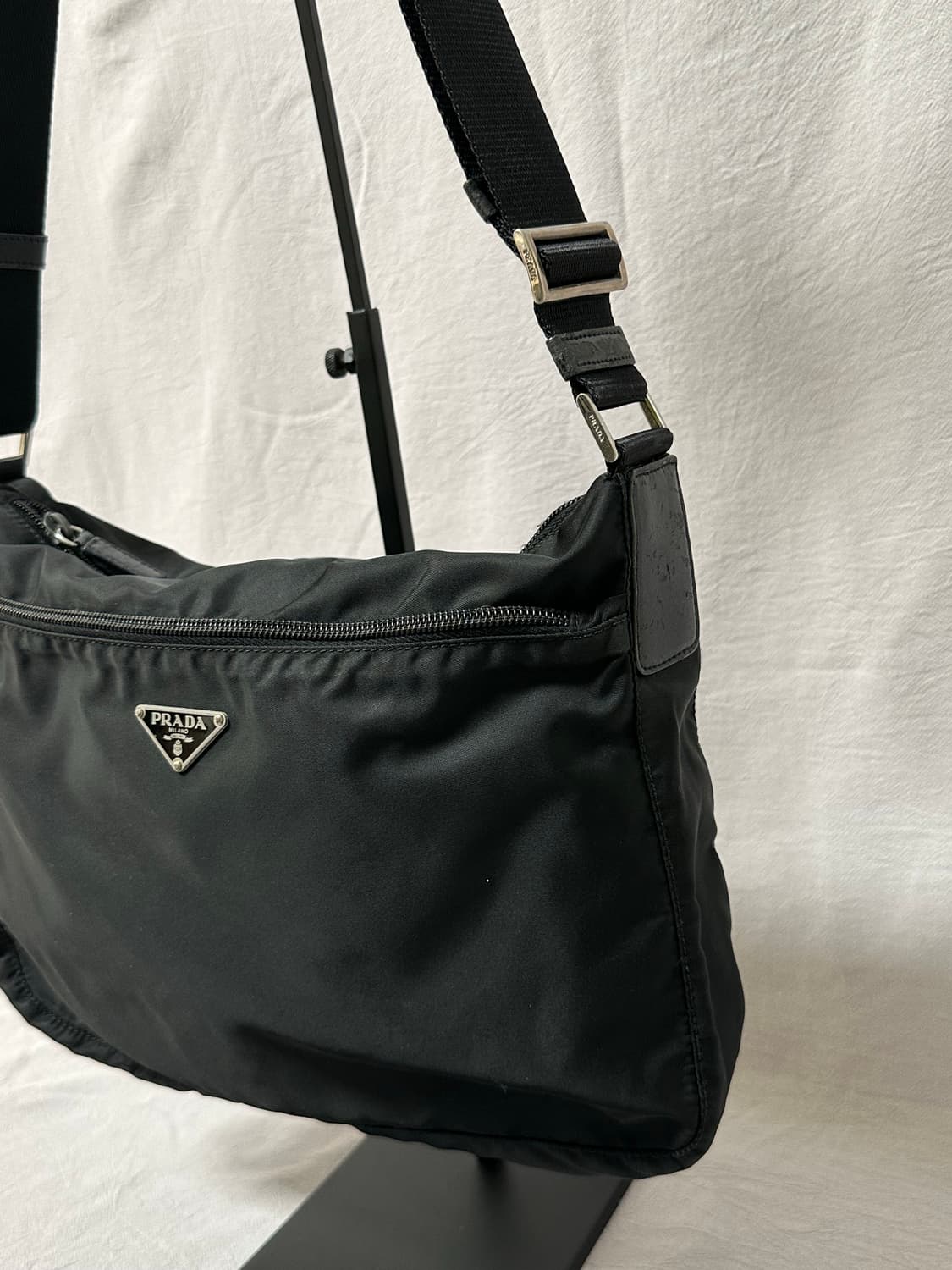 프라다 나일론 포코노 크로스백 호보백 숄더백 상품이미지4