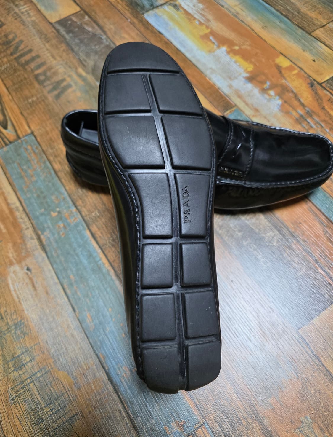 프라다 블랙 페니 로퍼  / 유광 / 8 (265~270) 상품이미지10