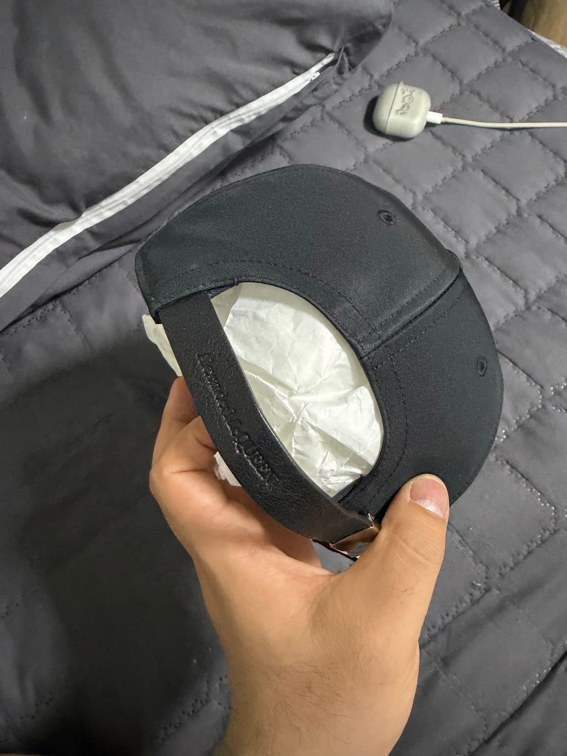 알렉산더맥퀸 모자팝니다 상품이미지3
