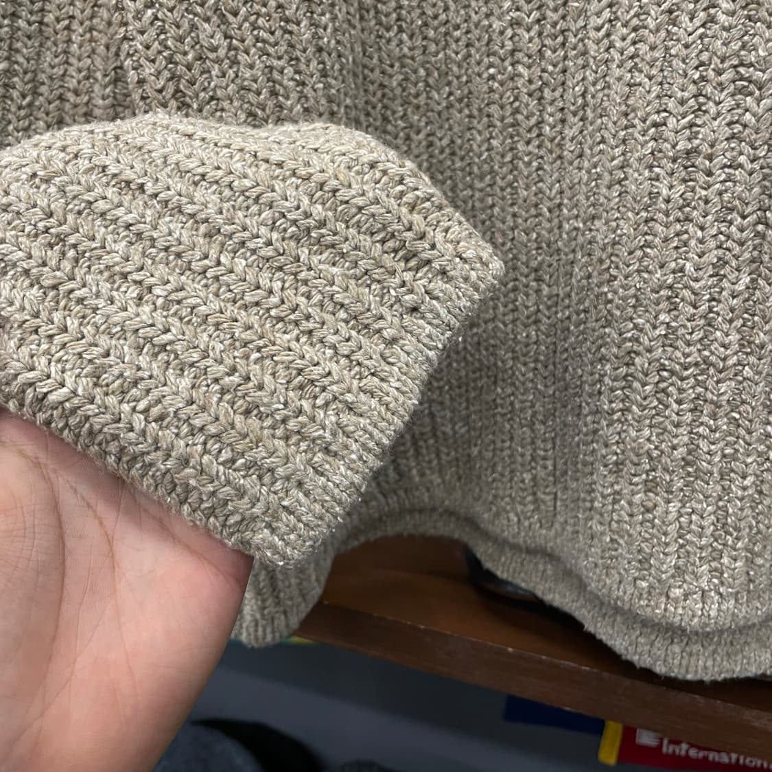 디즈니 클래식 어센틱 미키마우스 자수 로고 니트 스웨터 상품이미지6