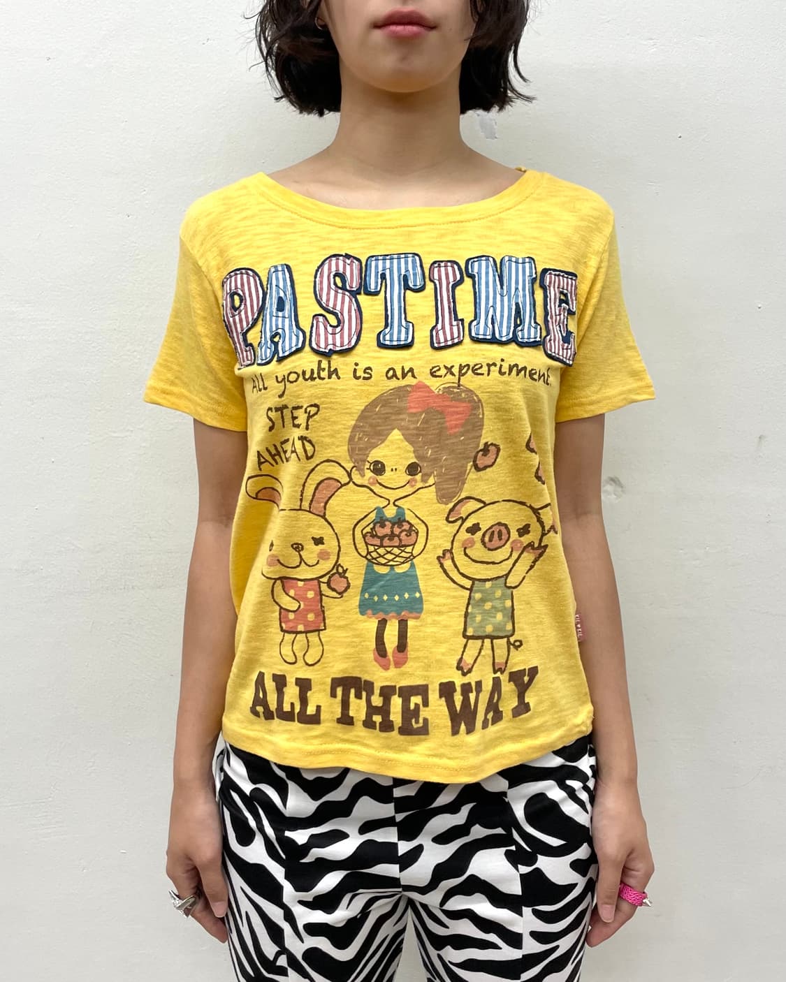  PASTIME Checkered Cutie Mustard T-shirt 상품이미지2