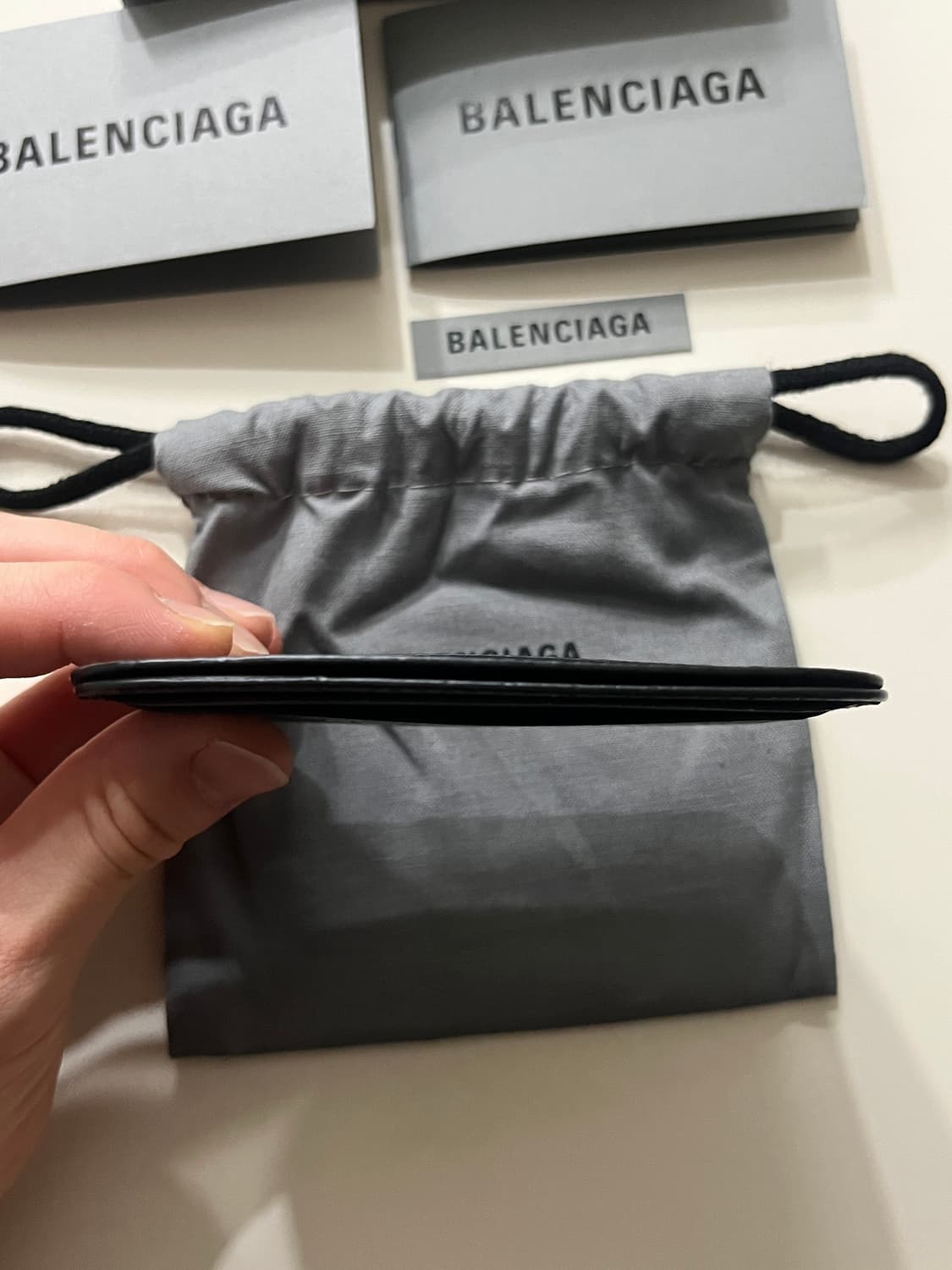 발렌시아가 그레이니 레더 카드 지갑 상품이미지4