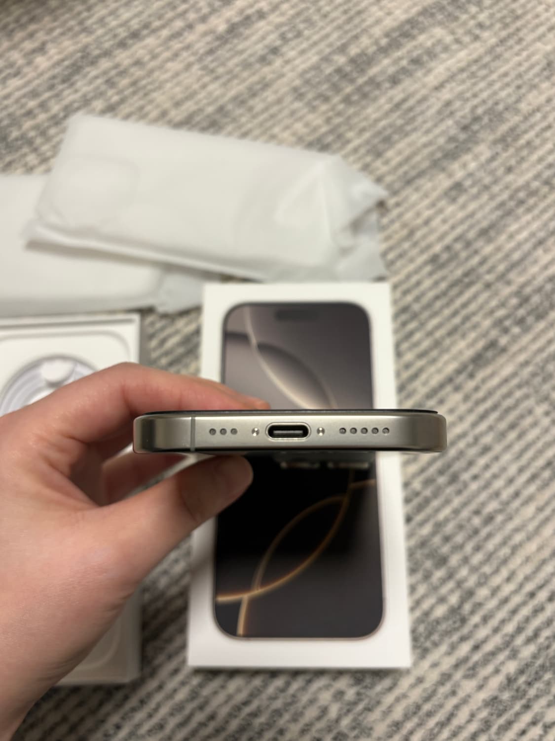 아이폰16 프로 256 내추럴티타늄 배터리성능100 S급 상품이미지5