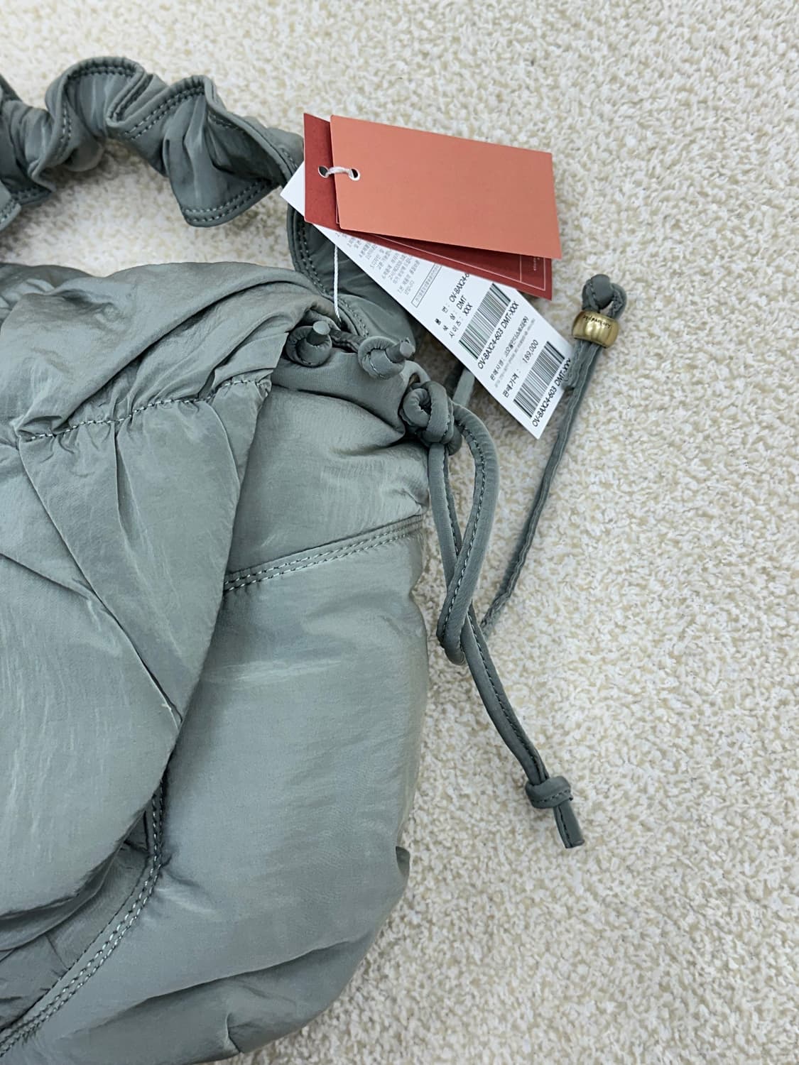 새상품/ 아카이브앱크 타이 보우 백 / 구름백 / 패딩백 상품이미지4