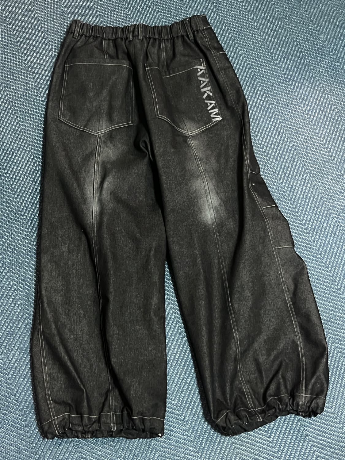 [1] 아캄 스프레이 데님 팬츠 블랙 상품이미지2