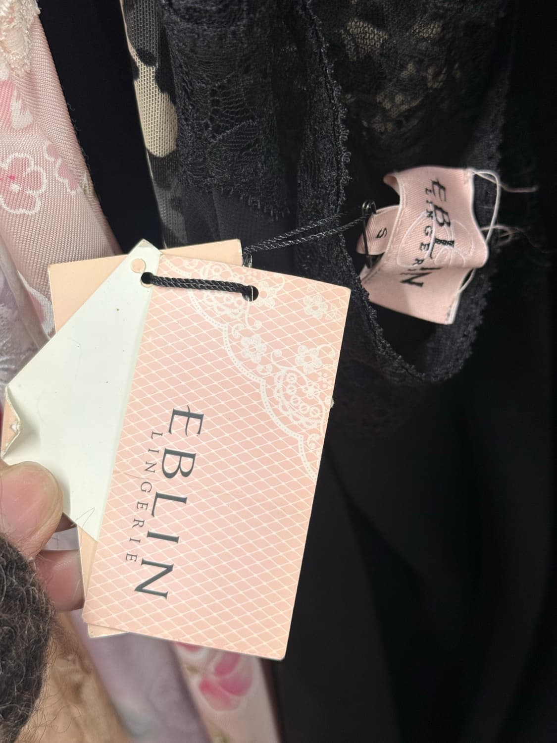 에블린 블랙 레이스 시어 슬립 상품이미지4