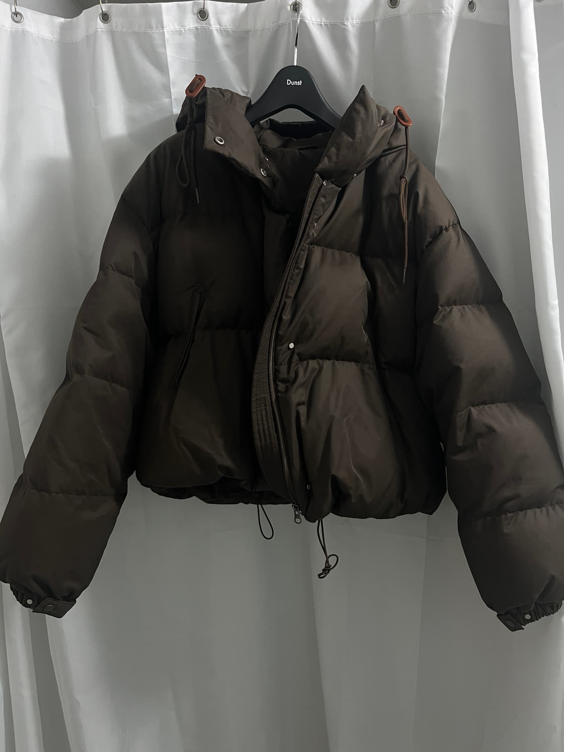 낫띵리튼 페블 크롭 푸퍼 초코 상품이미지4