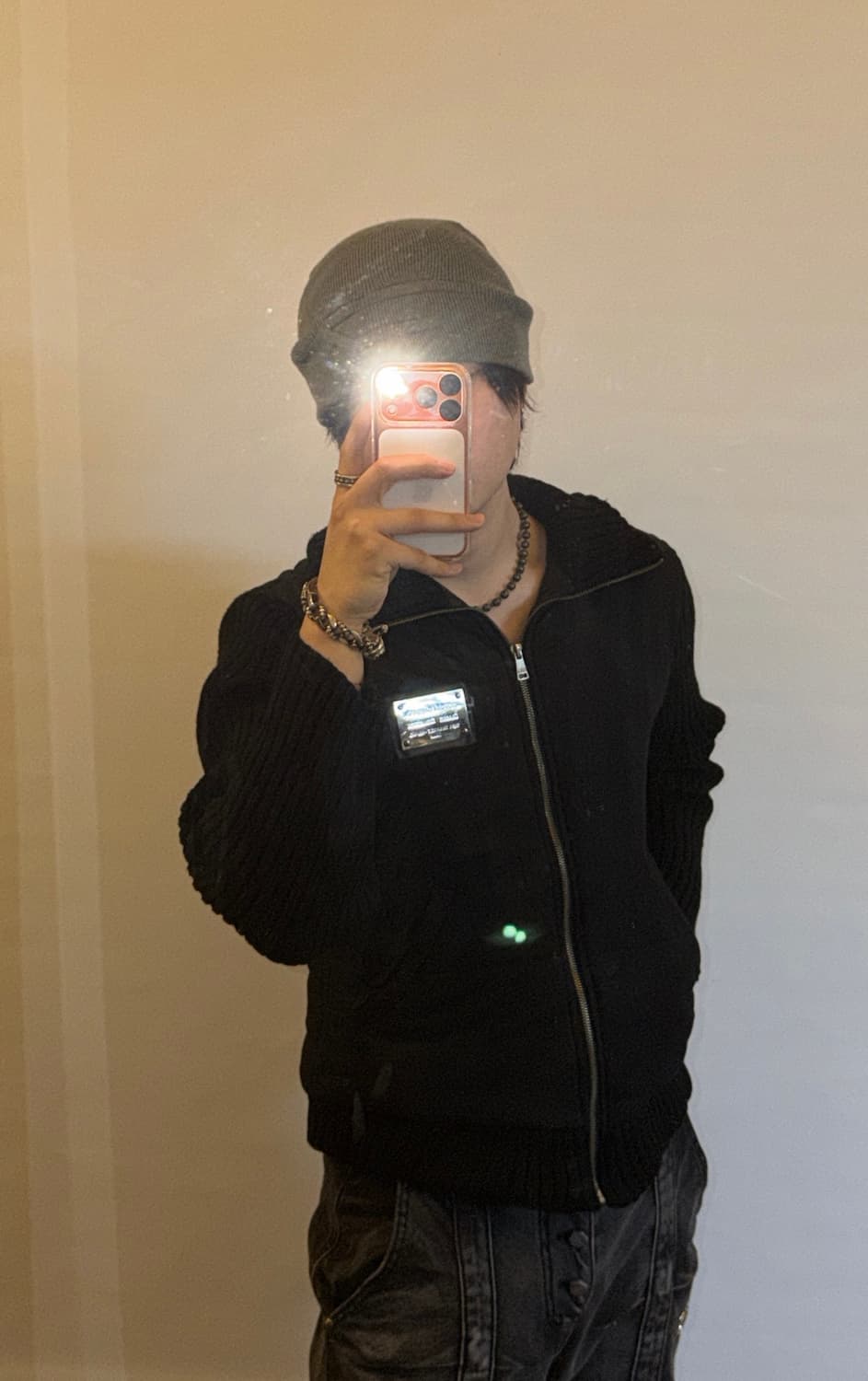 돌채앤가바나 와펜 니트 집업 상품이미지1