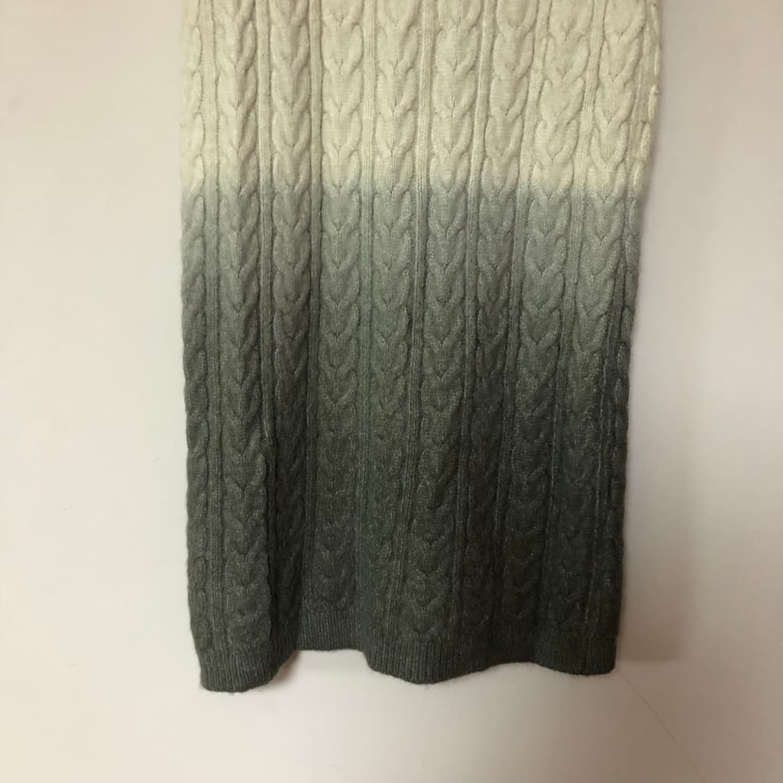 Vintage 💿 Mugwort latte knit  상품이미지2